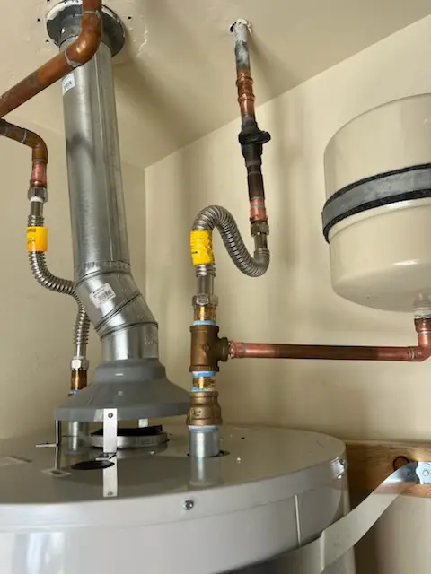 Water heater installation and plumbing repair in Downtown Carpinteria